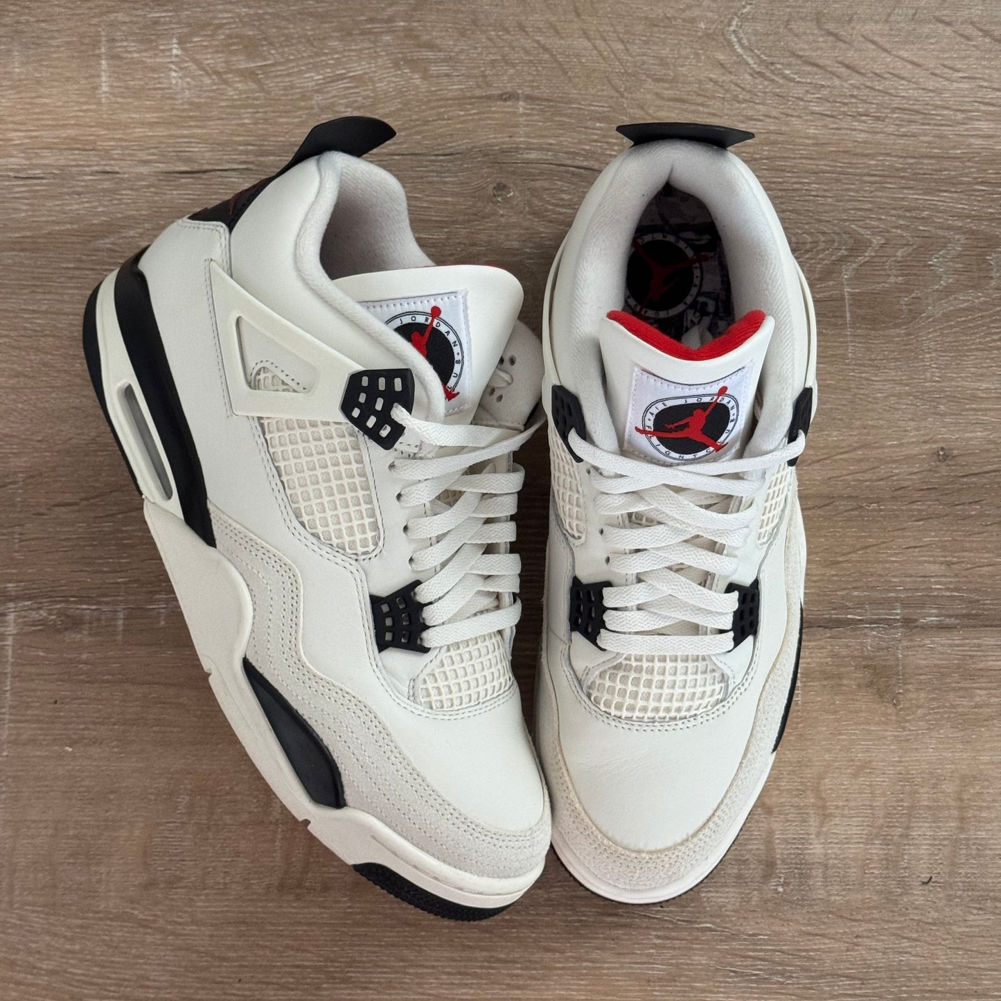 Jordan 4 Flight Club