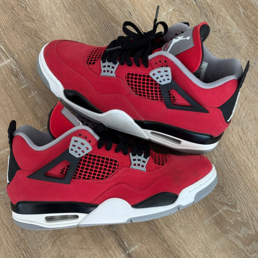 Jordan 4 Toro Bravo size 9.5 Used