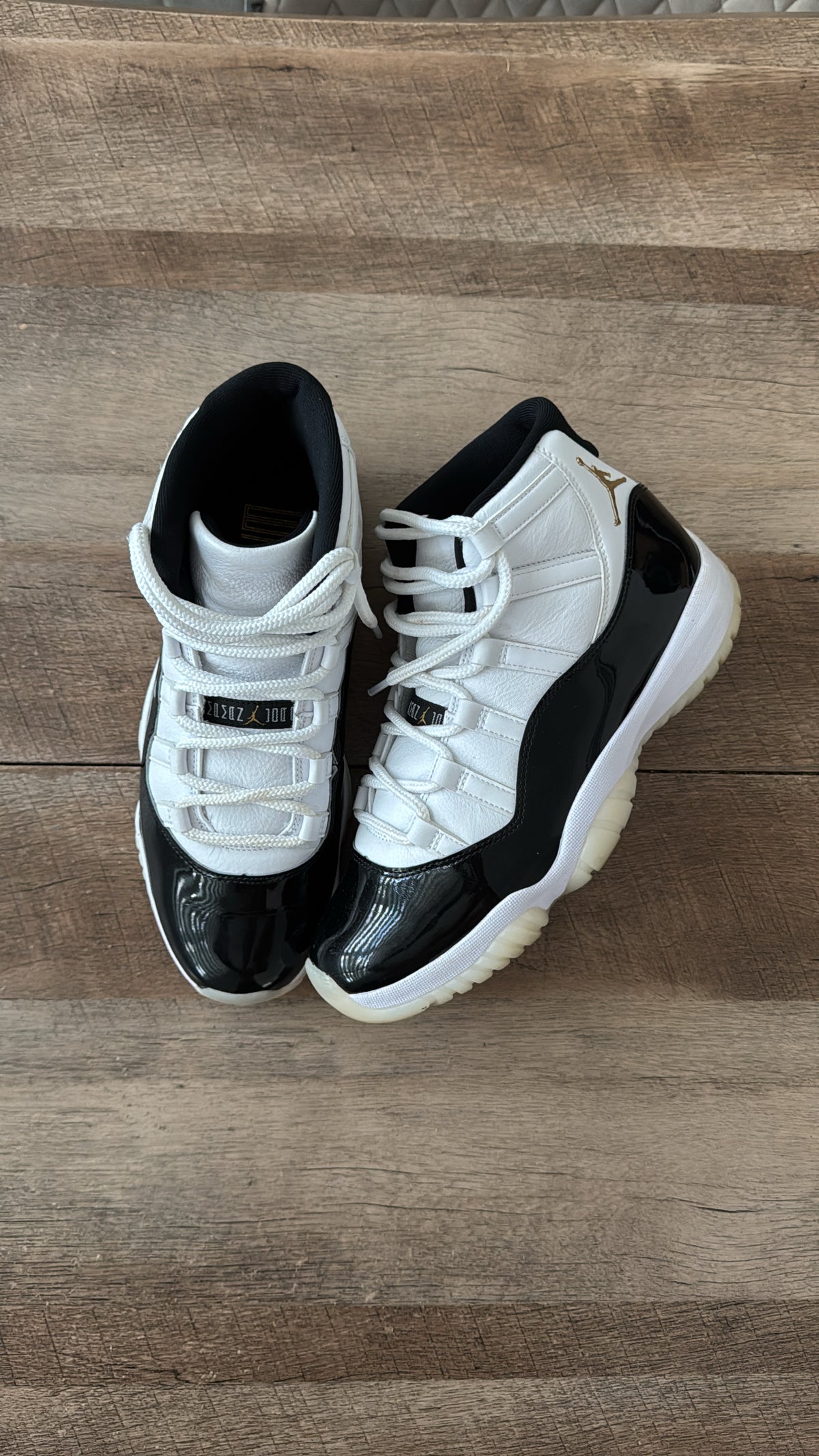Jordan 11 “Gratitude” Size 9 Used