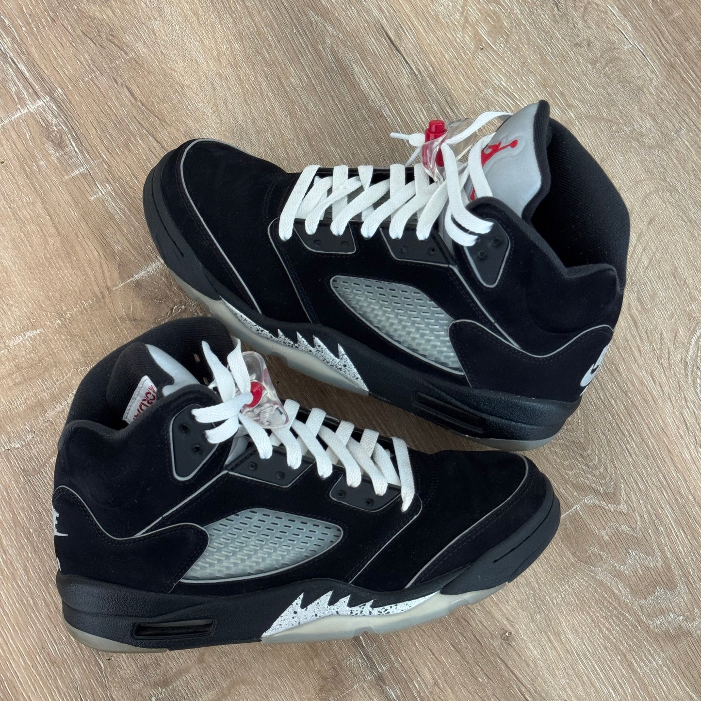 Jordan 5 “Black Metalicc” Size 7 Mens Used