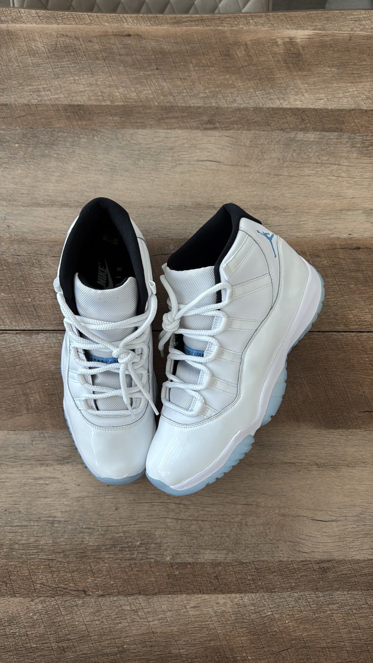 Jordan 11 Legend Blue Used Size 10.5