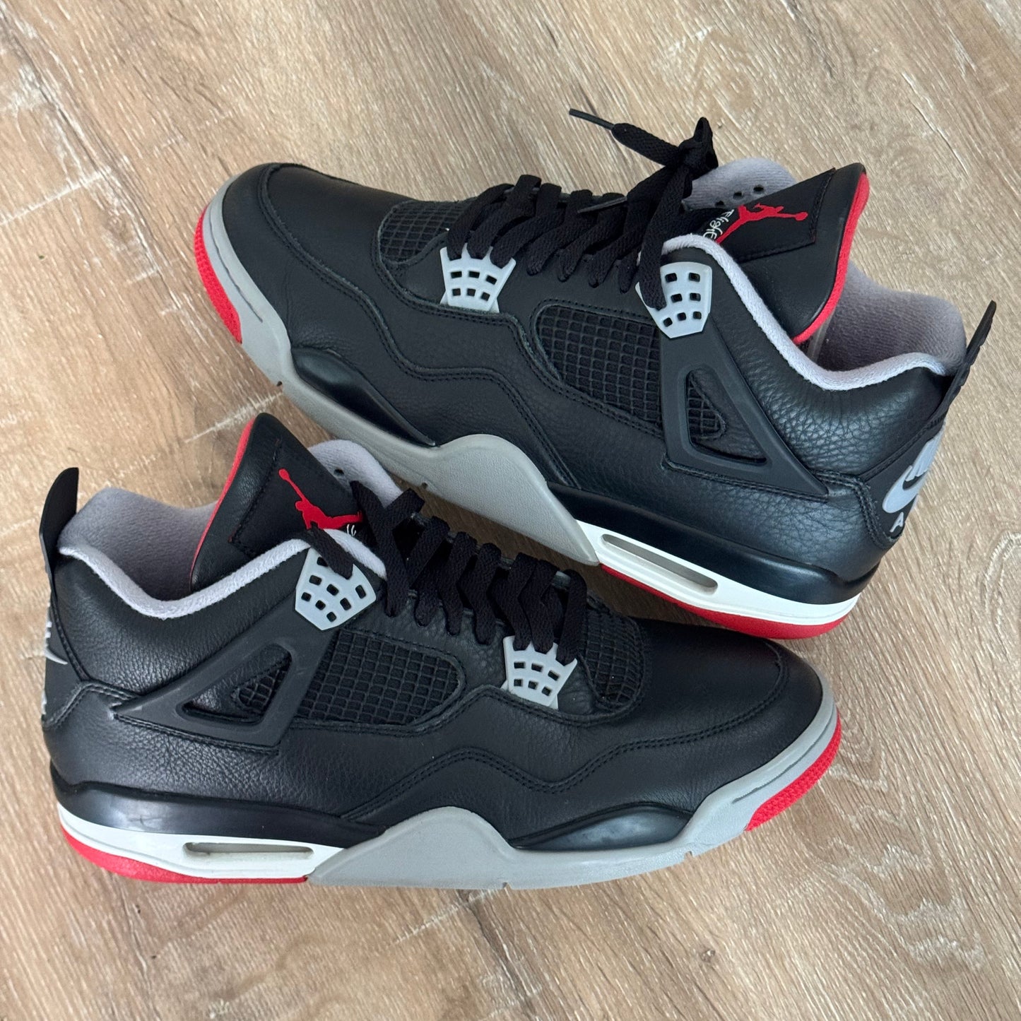Jordan 4 “Bred” Size 11 Used