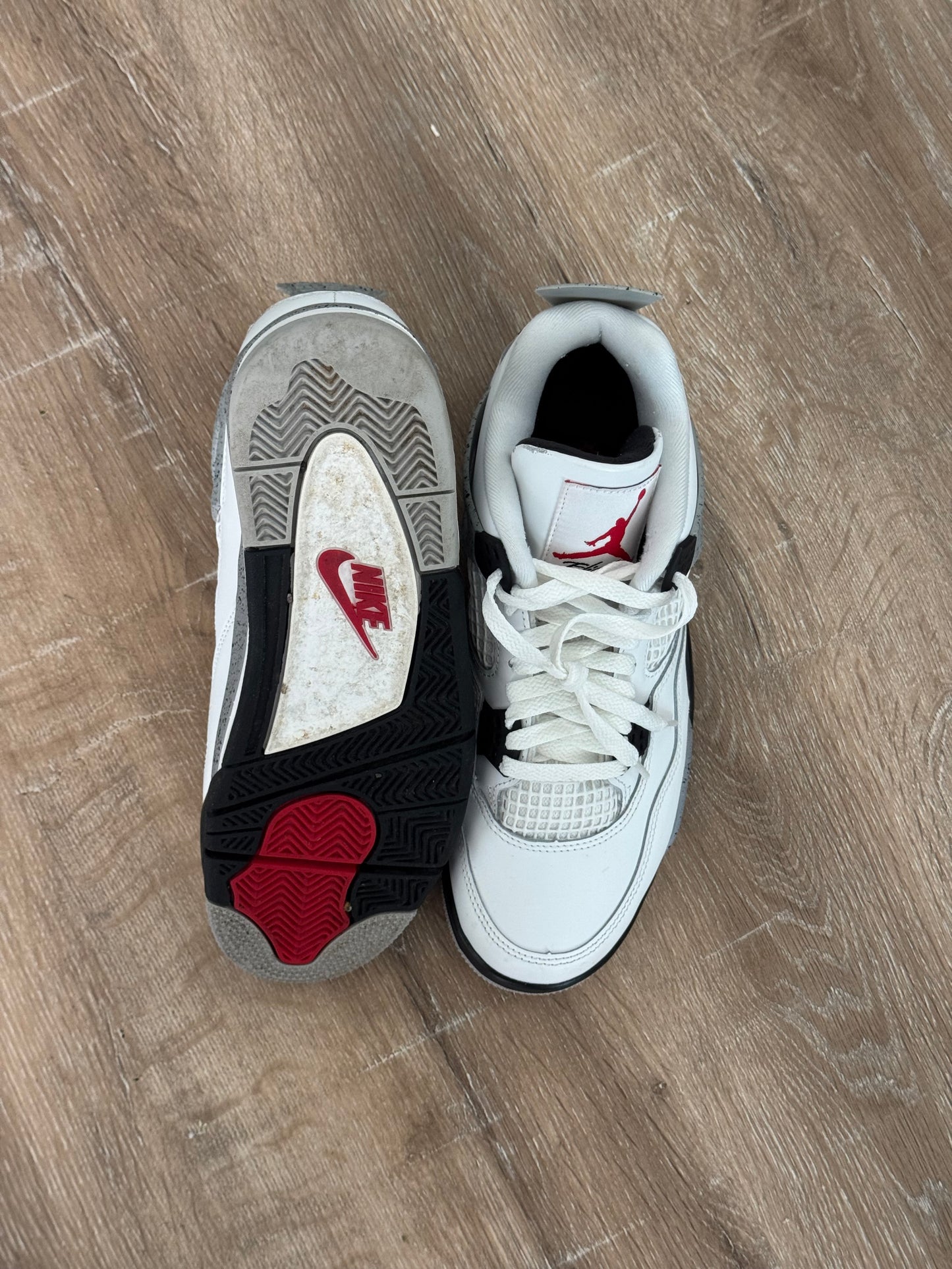 Jordan 4 “White Cement” Size 9 Used
